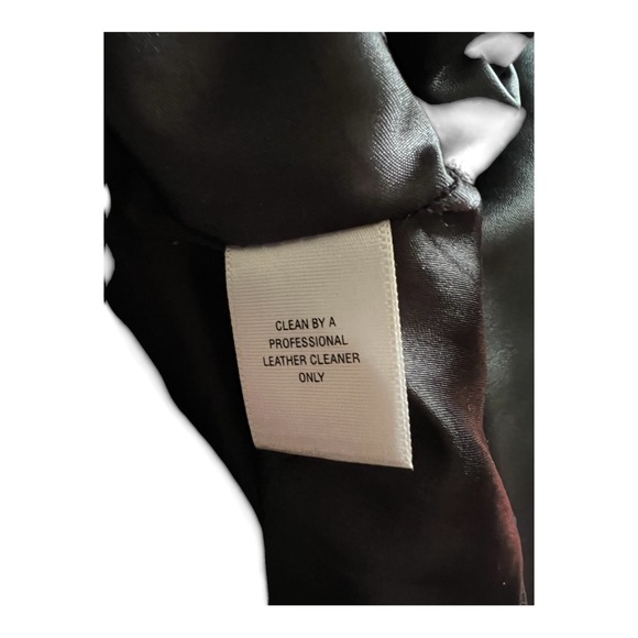 Vtg. Covington !00% Leather Hooded Jacket/Coat. W/ zip lining. Sz.M 10/12. - Picture 10 of 10